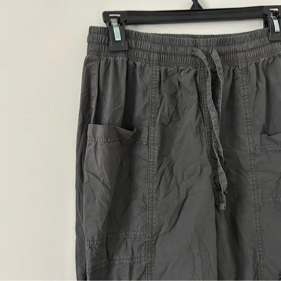 Aerie High Waisted Go For It Baggy Cargo Pants Smoked Grey XS - Picture 4 of 9